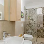 Apartment Guesthost - Sant'ambrogio Lovely Retreat In Florence